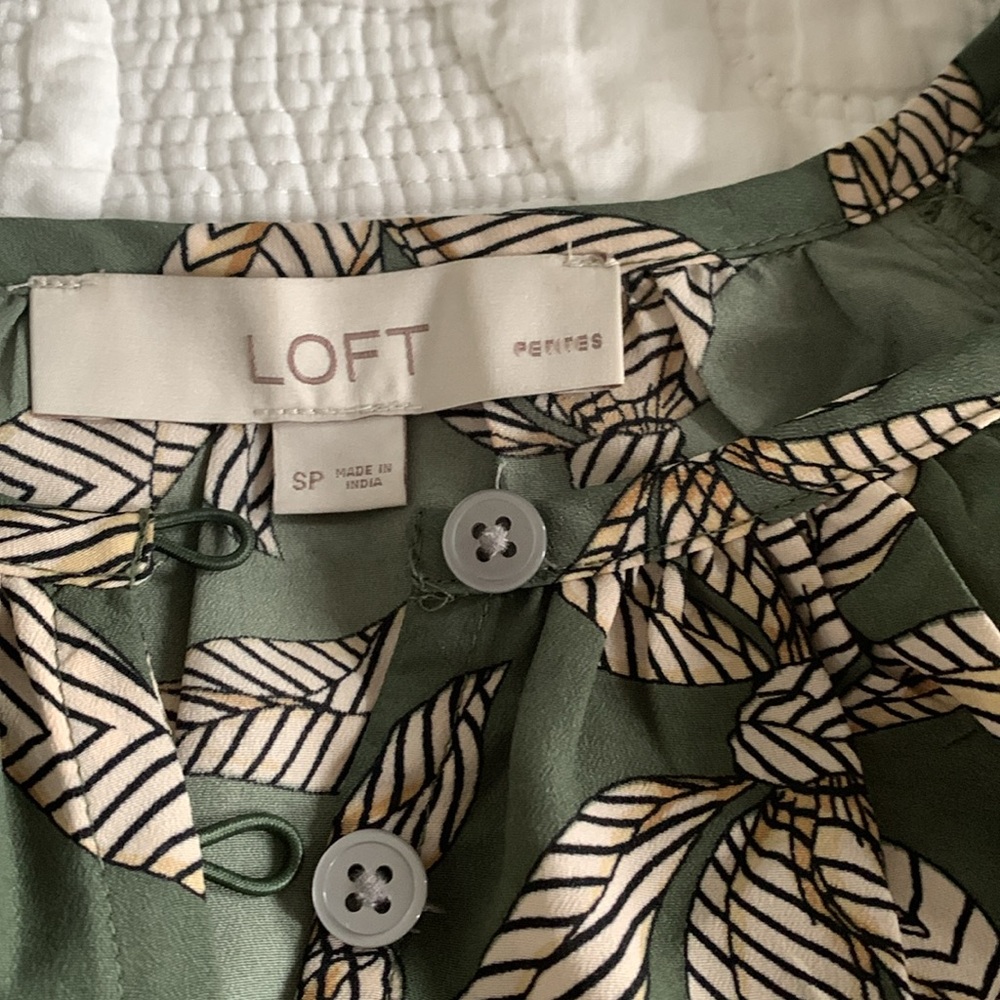 Loft Ribbon Bubble Sleeve Henley Top - Picture 8 of 11
